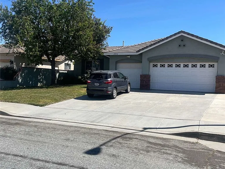 29830 Morning Breeze Dr — Photo 1