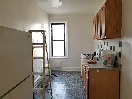 Rented by BRICK & GALO REALTY CORP | media 27