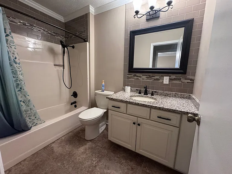 4430 Chicadee Dr — Photo 15