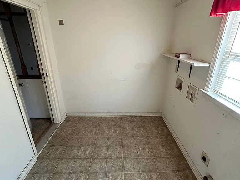 306 Walnut St — Photo 29