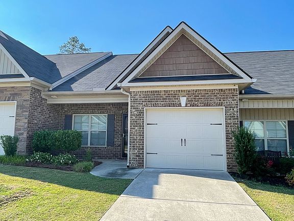 4th image of 961 Erika Ln