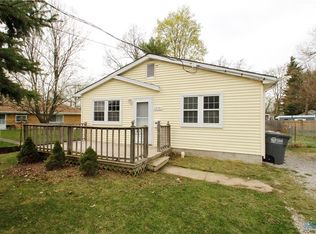 1031 Adelbert Rd, Toledo, OH 43615