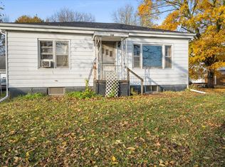 208 E Washington St, Towanda, IL 61776