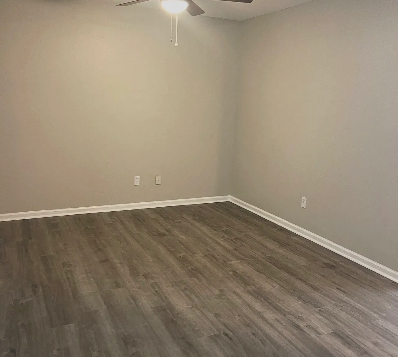 3 bed, 2.5 bath, 1664 sqft, $2,100 — Photo 3