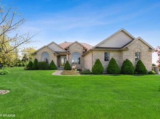 5685 Indian Trl, Rochelle, IL 61068