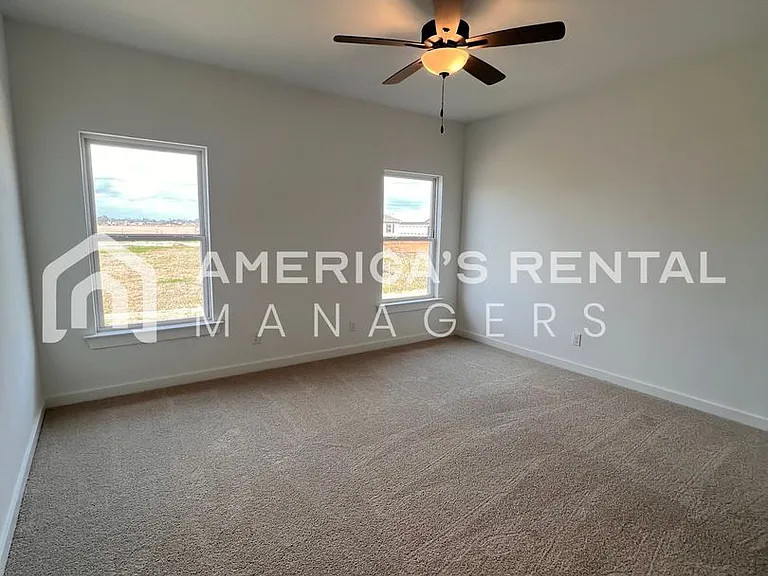 19617 Amberley Rd — Photo 30