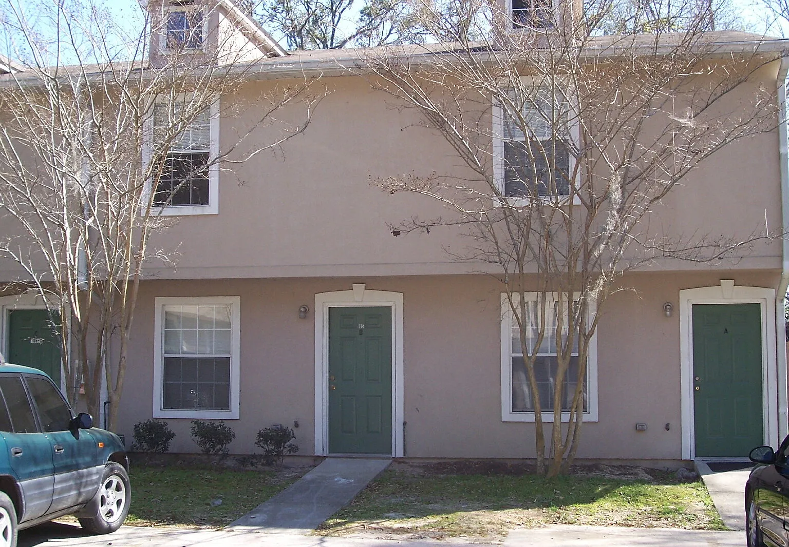 2 bed, 2.5 bath, 992 sqft, $1,150 — Photo 1
