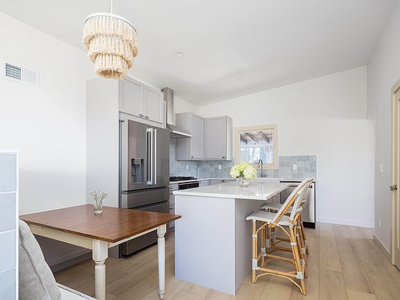 5th image of 2845 Hobart Rd