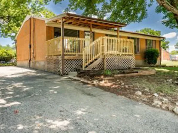 170 Oxford Ln, Louisville, KY 40229