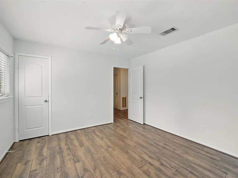19 Still Glen Ct — Photo 20