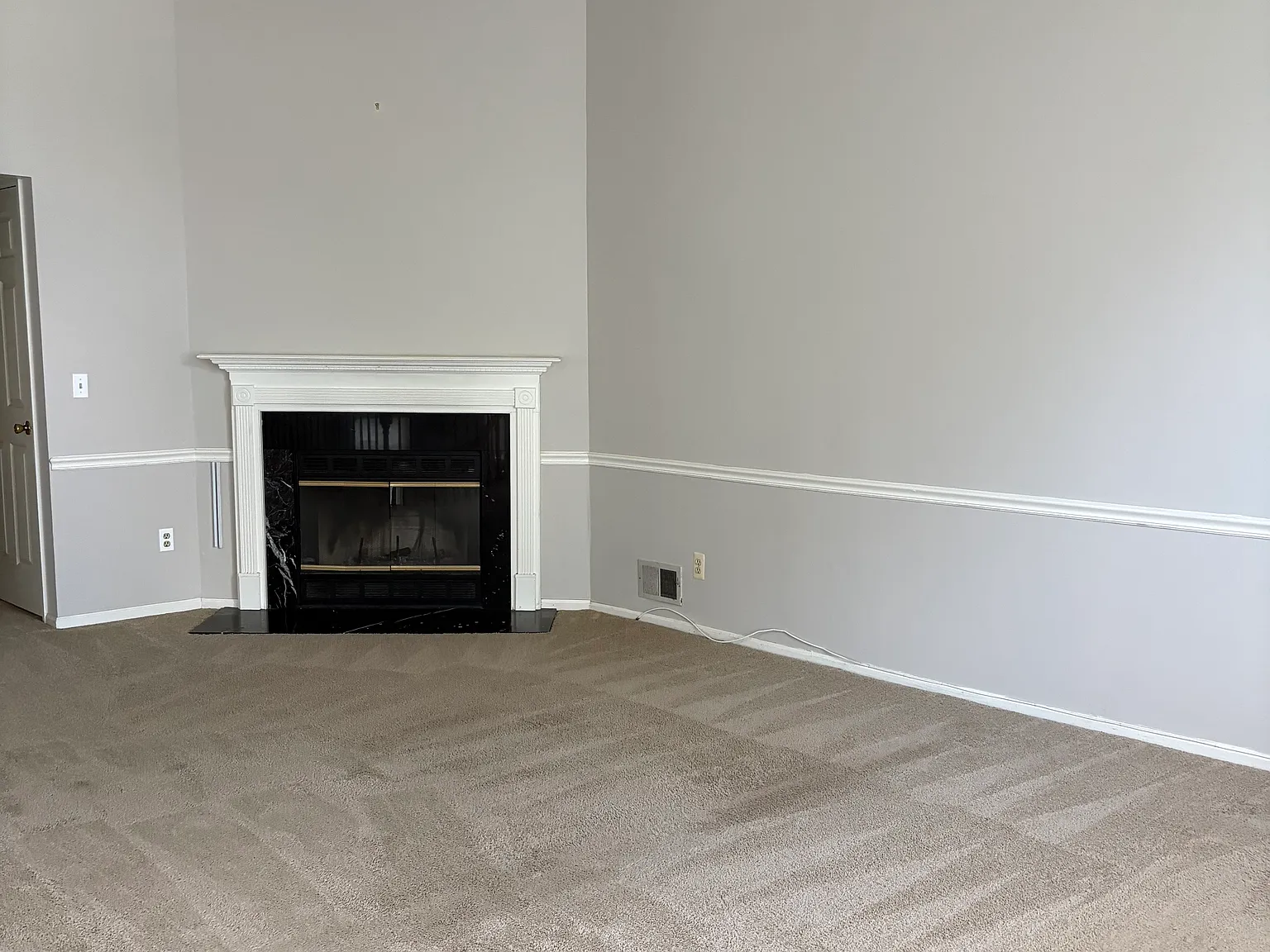 1950 Mattis Street — Photo 2