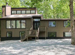 1304 Burnside Ter, East Stroudsburg, PA 18301