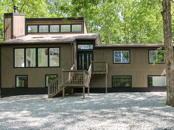 1304 Burnside Ter, East Stroudsburg, PA 18301