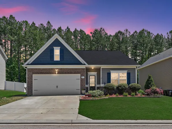 51 Forest Glade Ct, Clayton, NC 27527
