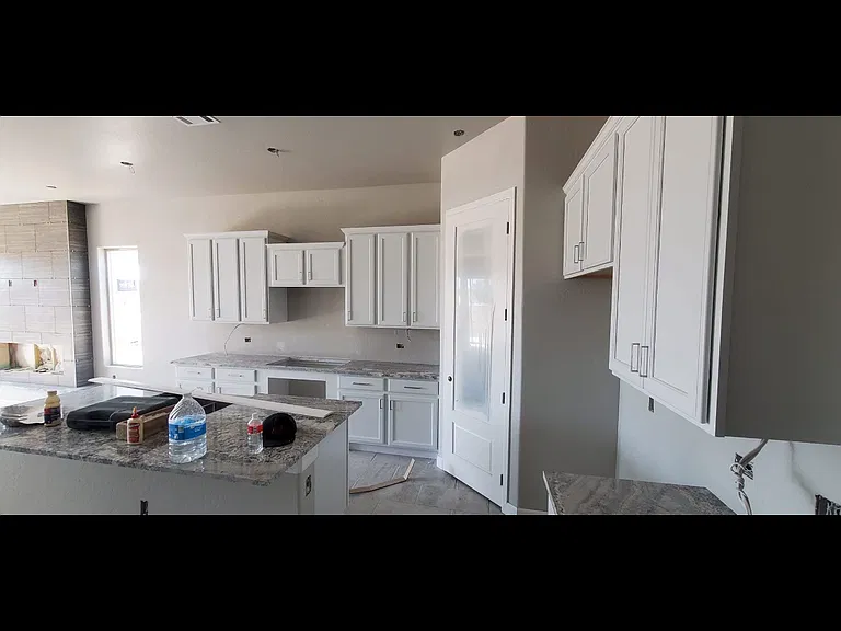 Kaleidoscope Rd — Photo 1