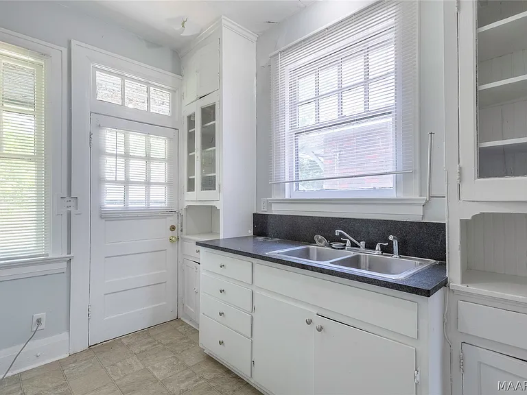 3154 Lexington Rd #B — Photo 18