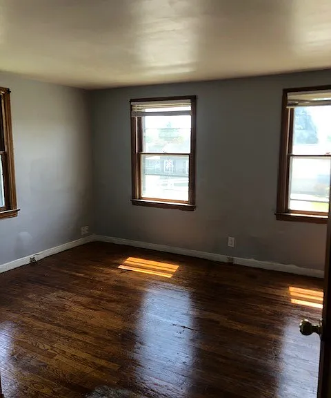 410 E Parkland Ave — Photo 4
