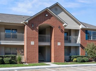 1590 Airport Rd APT 623, Gallatin, TN 37066