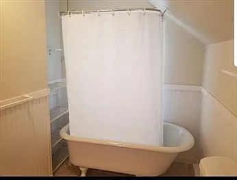 1060 Pleasant St #3 — Photo 13