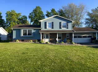 135 Judy Ann Dr, Rochester, NY 14616