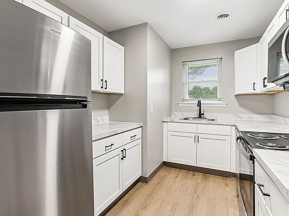 2nd image of 26 Cheswold Blvd #5-2D