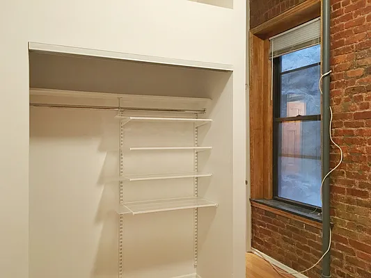 Rented by Adir Realty | media 33