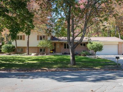 5903 Harwood Dr, Midland, MI, 48640