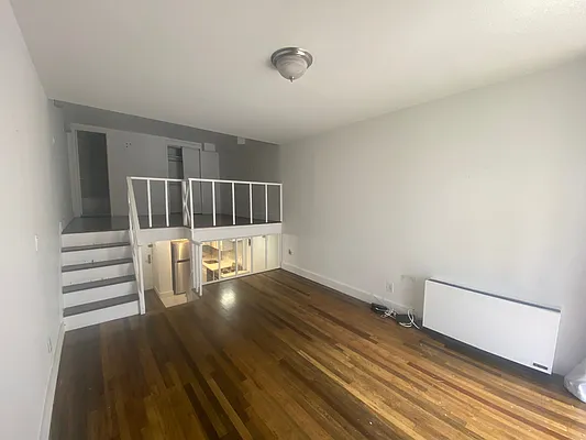 Rented by Mallory Management Corp | media 16