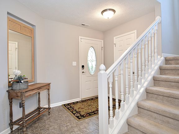 4th image of 5959 Courtyard Cres