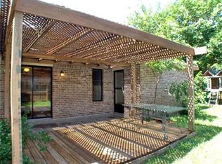 5601 Cunningham Dr, Pearland, TX 77581