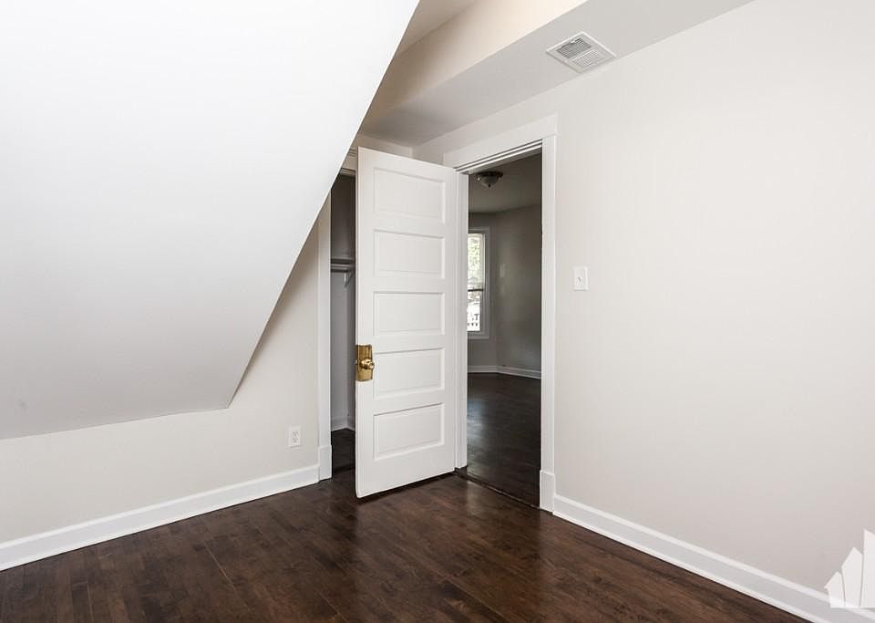 1st image of 3121 N Kimball Ave