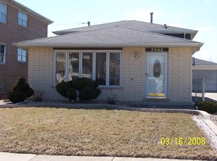 7905 W 80th St, Bridgeview, IL 60455