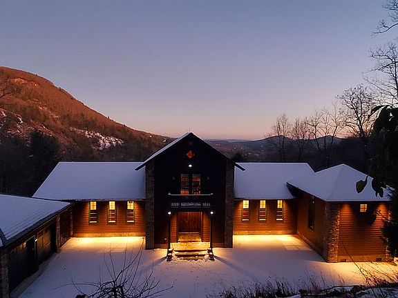 2nd image of 138 Dobson Mountain Rd