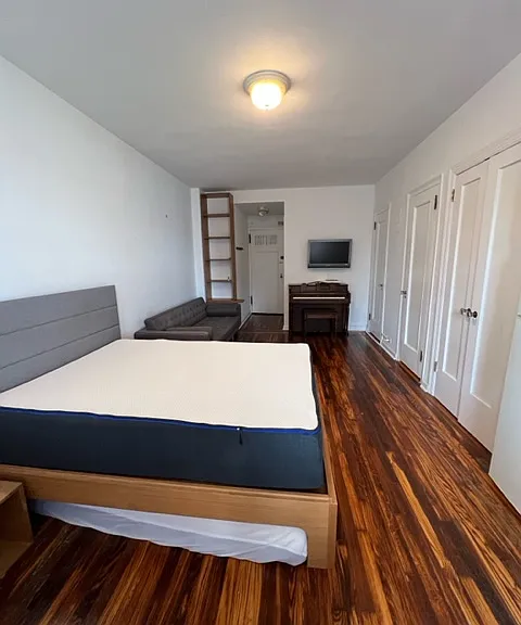 45 Tudor City Pl #2120 — Photo 8