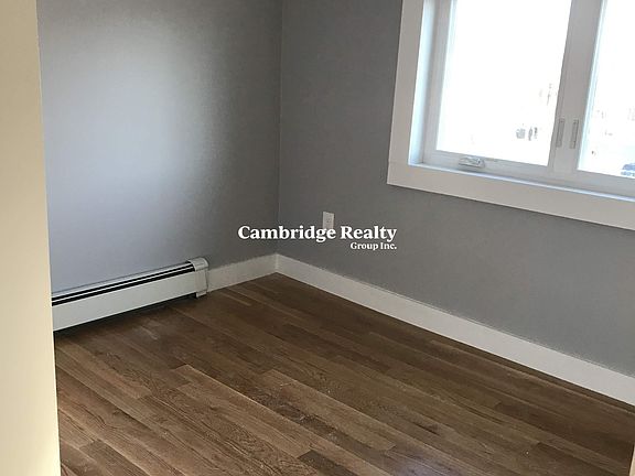 5th image of 287 Beacon St #2T