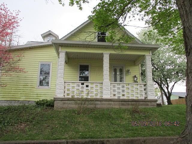 1st image of 902 E Vine St
