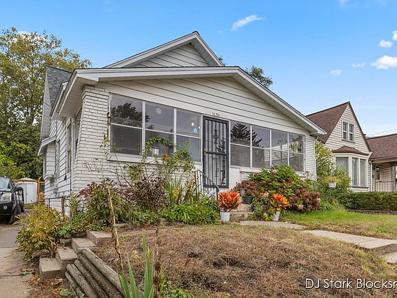 2nd image of 1439 Jennette Ave NW