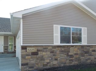 5225 Locust St, Lincoln, NE 68516