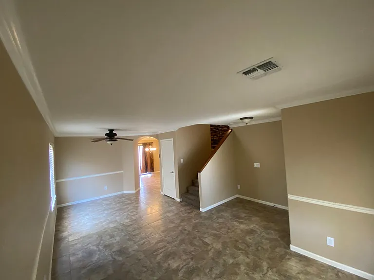 2504 W Hedgehog Pl — Photo 10