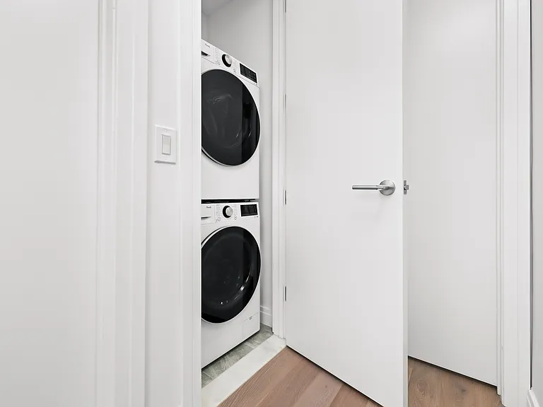 255 Lorimer St #721 — Photo 8