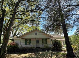 170 Old Highway 11, Inman, SC 29349