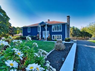 555 Harbor View Blvd, Somerset, MA 02725