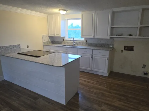 107 Michael Ln, Weatherford, TX 76088