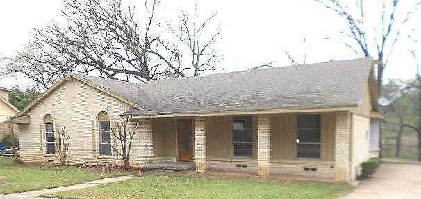 1st image of 421 Ten Mile Dr
