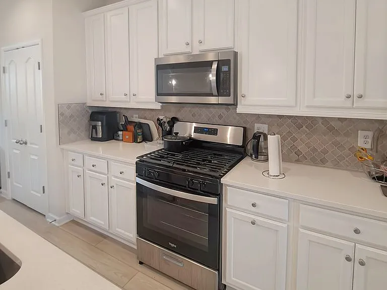 8807 Merriweather Ln — Photo 6