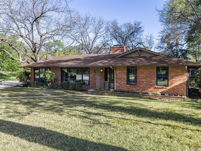 943 W Greenbriar Ln, Dallas, TX, 75208