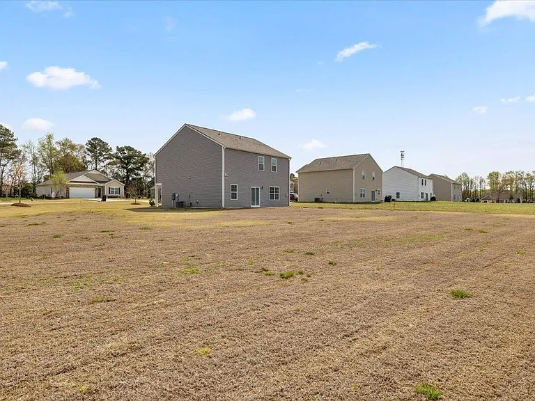 97 Long Meadow Ln — Photo 40