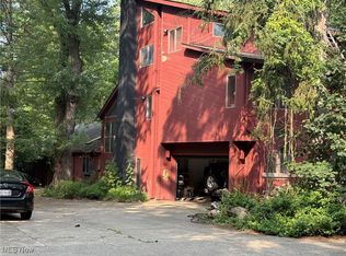 2826 Yellow Creek Rd, Akron, OH 44333