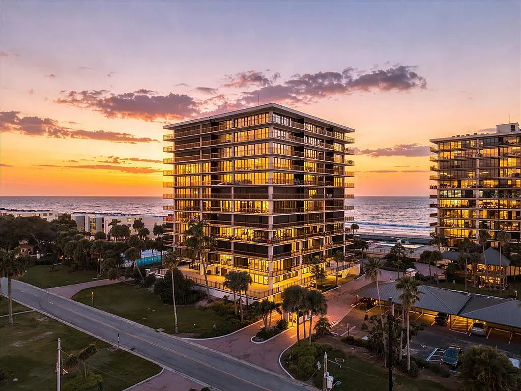7600 Bayshore Dr — Photo 1