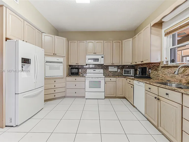 16520 SW 272nd St — Photo 19